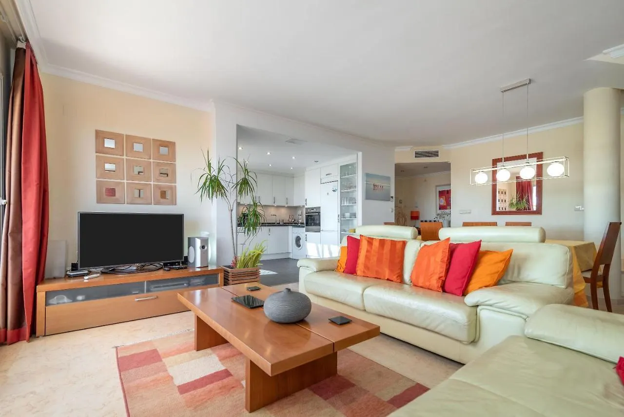Marbella Penthouse Apartment 0*,  スペイン